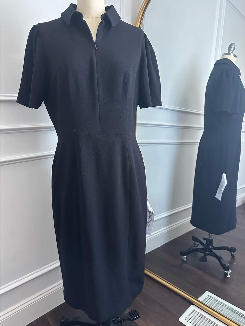 Dress the Population Black Collared Midi Dress with Short Sleeves